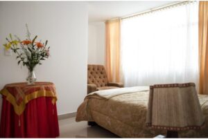 Habitación en hogar geriátrico ubicado en Barrios Unidos en Bogotá