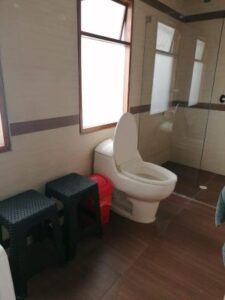 Hogar geriátrico por Villa Magdala en el norte de Bogotá