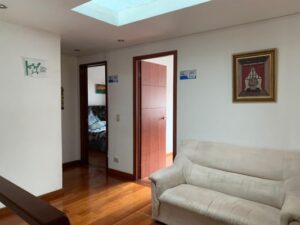 Hogar geriátrico por Villa Magdala en el norte de Bogotá