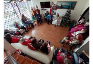 Actividades en hogar geriatrico en la Soledad