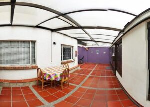 Hogar geriátrico al norte de Bogotá en la Alhambra