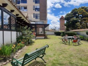 Hogar geriátrico al norte de Bogotá en barrio Contador, Usaquén