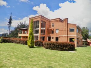 Hogar gerontológico campestre ubicado en Tenjo, afueras de Bogotá