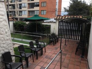 Hogar gerontológico en Nueva Autopista, Norte de Bogotá
