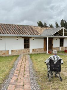 Hogar geriátrico campestre cerca a Bogotá